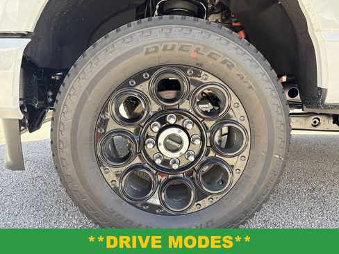 New 2026 Ford F250 XLT w/ XLT Premium Package AWD/4WD image 14