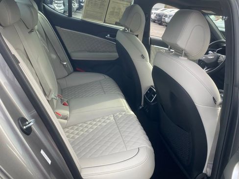 Used 2025 Genesis G70 3.3T Advanced w/ Sport Prestige Package image 17