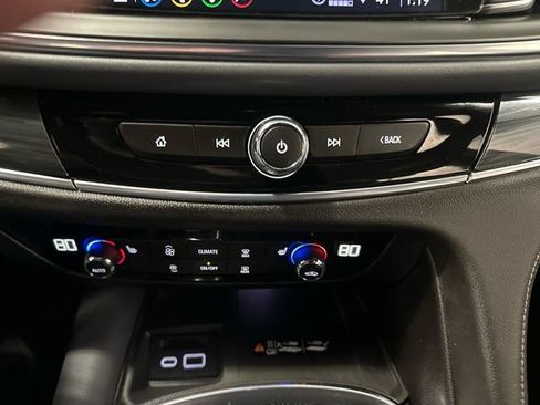 Certified 2023 Buick Enclave Essence image 24