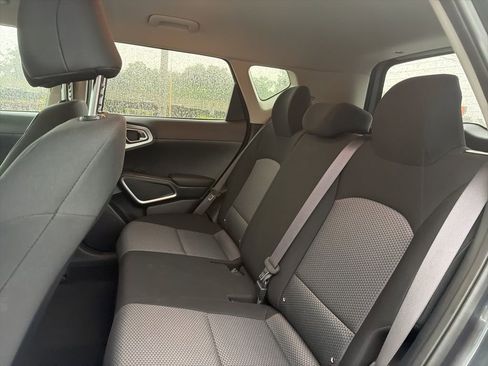 Used 2024 Kia Soul LX w/ Option Group 015 FWD image 12