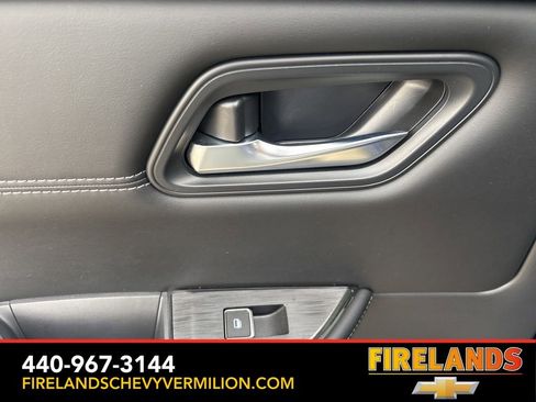 Used 2025 Nissan Rogue SL w/ Tech Package image 48