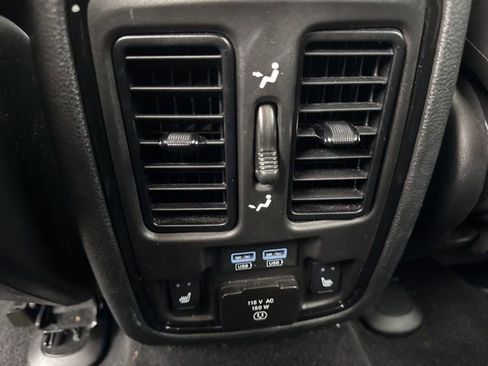 Used 2023 Dodge Durango R/T AWD/4WD image 23
