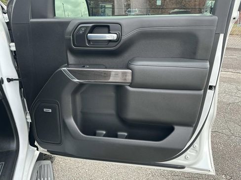 Used 2019 Chevrolet Silverado 1500 LTZ image 14