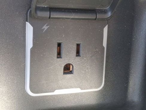 Certified 2023 GMC Sierra 1500 SLT w/ SLT Premium Package image 27