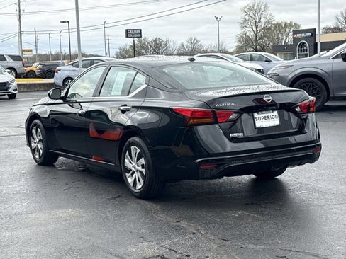 Certified 2025 Nissan Altima 2.5 S image 9