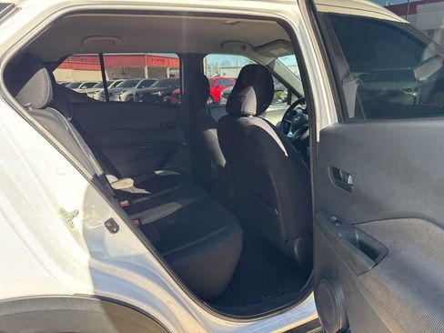 Used 2018 Nissan Kicks S w/ Exterior Package image 27