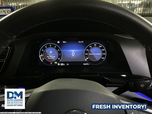 Used 2024 Volkswagen Atlas Peak Edition SE image 10