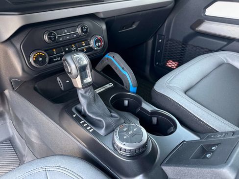 Used 2023 Ford Bronco Black Diamond AWD/4WD image 19