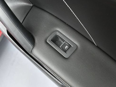 Used 2023 Volkswagen Tiguan SE AWD/4WD image 44