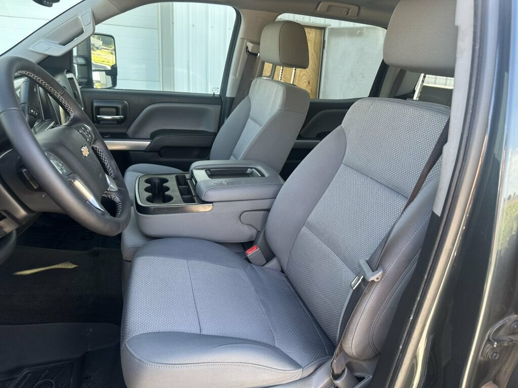 Used 2017 Chevrolet Silverado 1500 LT w/ All Star Edition AWD/4WD image 16
