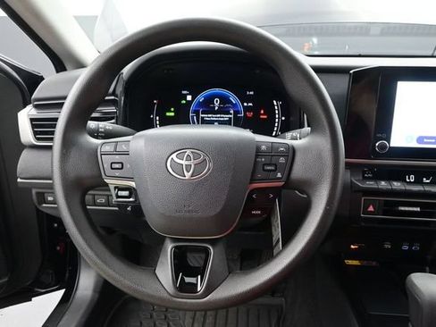 Used 2026 Toyota Camry LE FWD image 6