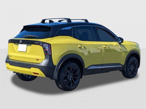 New 2026 Nissan Kicks SR image 5