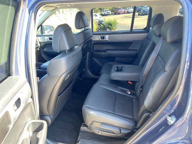 Used 2025 Hyundai Santa Fe SEL FWD image 48