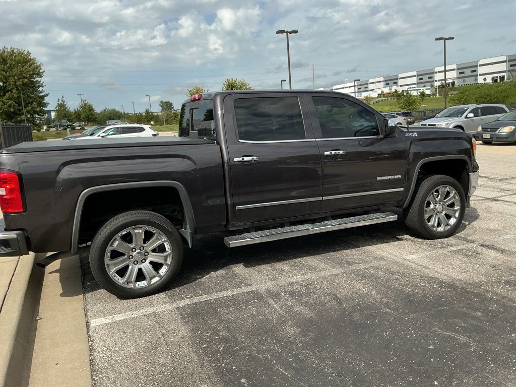 Used 2015 GMC Sierra 1500 SLT w/ SLT Crew Cab Value Package AWD/4WD image 9