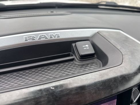 Used 2019 RAM 1500 Big Horn image 37