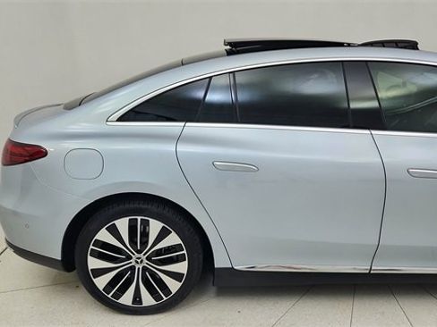 Used 2023 Mercedes-Benz EQE 500 4MATIC Sedan w/ Digital Light Package image 5