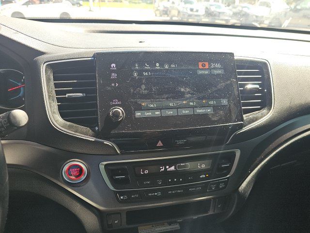 Used 2022 Honda Pilot Special Edition image 9