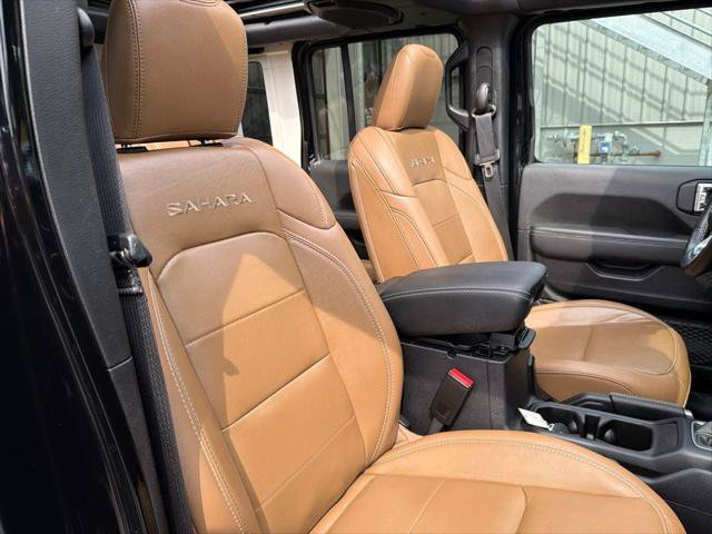 Certified 2023 Jeep Wrangler Unlimited Sahara w/ Cold Weather Group AWD/4WD image 43