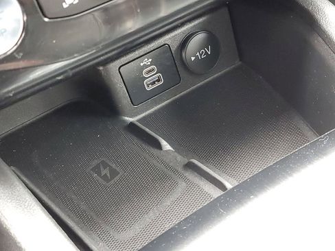 Used 2024 Ford Escape Platinum image 23