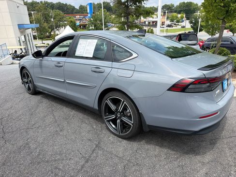 Certified 2023 Honda Accord Sport image 8
