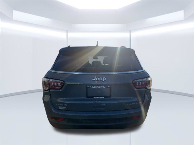 Used 2022 Jeep Compass Limited AWD/4WD image 4