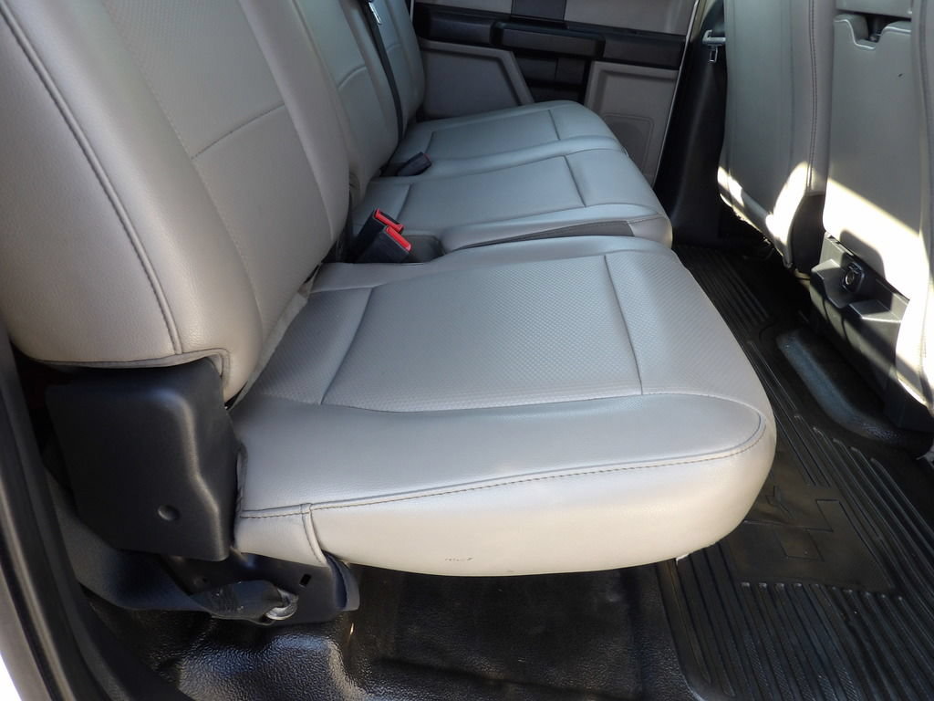 Used 2022 Ford F550 2WD Crew Cab Super Duty w/ Power Equipment Group image 38