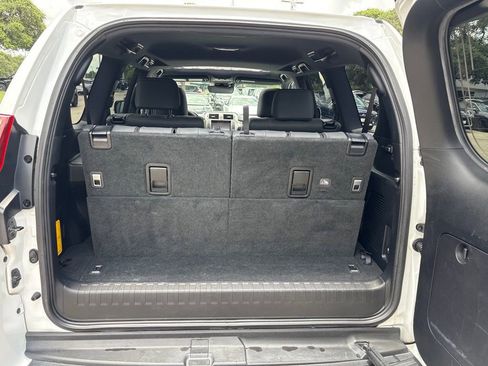 Used 2021 Lexus GX 460 Premium AWD/4WD image 21