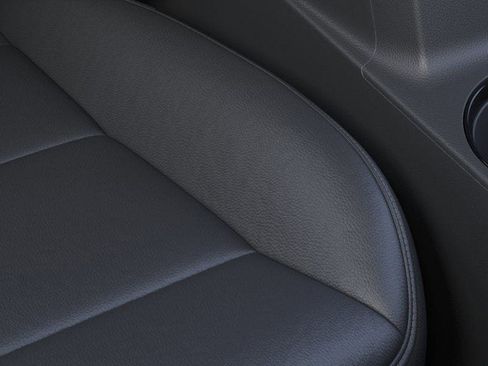 New 2025 Chevrolet Colorado LT w/ LT Convenience Package image 45