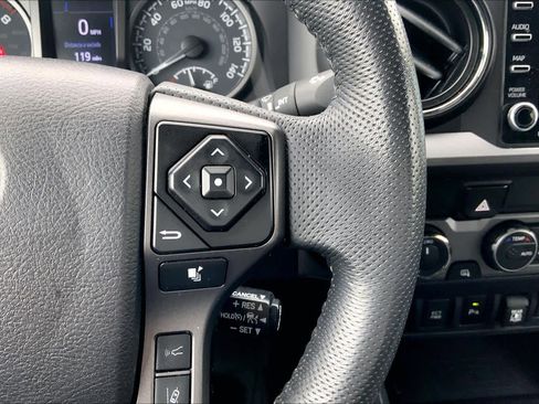 Used 2022 Toyota Tacoma TRD Sport w/ Technology Package AWD/4WD image 24