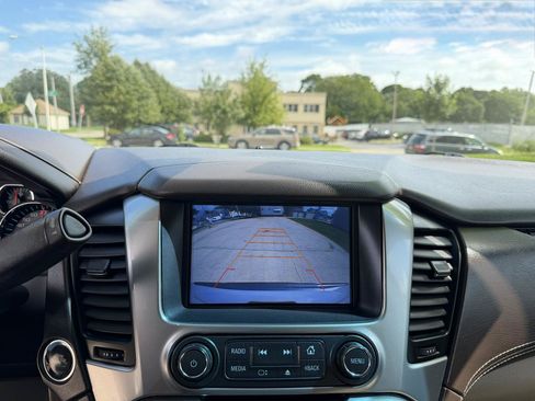 Used 2017 Chevrolet Tahoe Premier AWD/4WD image 16