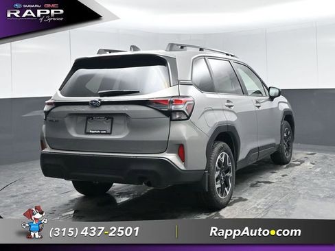 Used 2025 Subaru Forester Premium image 22