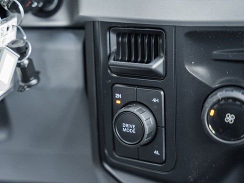 New 2026 Ford F250 Platinum image 38