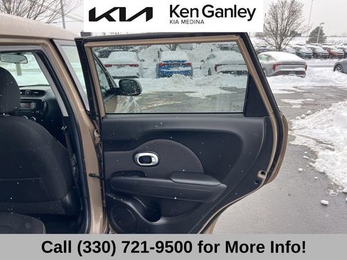 Used 2015 Kia Soul + image 50