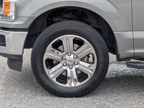 Used 2019 Ford F150 XLT w/ Equipment Group 302A Luxury AWD/4WD image 11