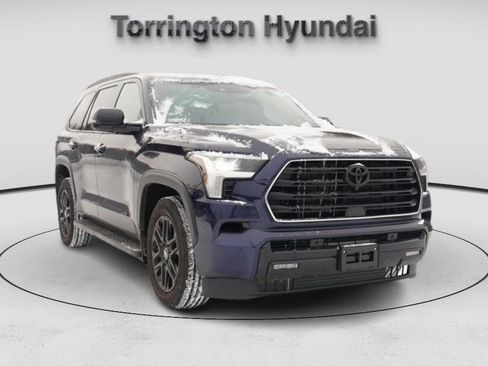 Used 2025 Toyota Sequoia Limited image 1
