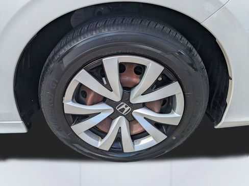 Used 2023 Honda Civic LX image 10