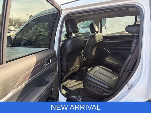 Used 2021 Jeep Grand Cherokee L Limited image 12