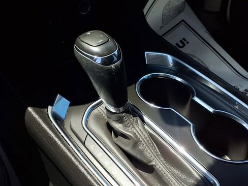 Used 2020 Chevrolet Traverse High Country FWD image 8