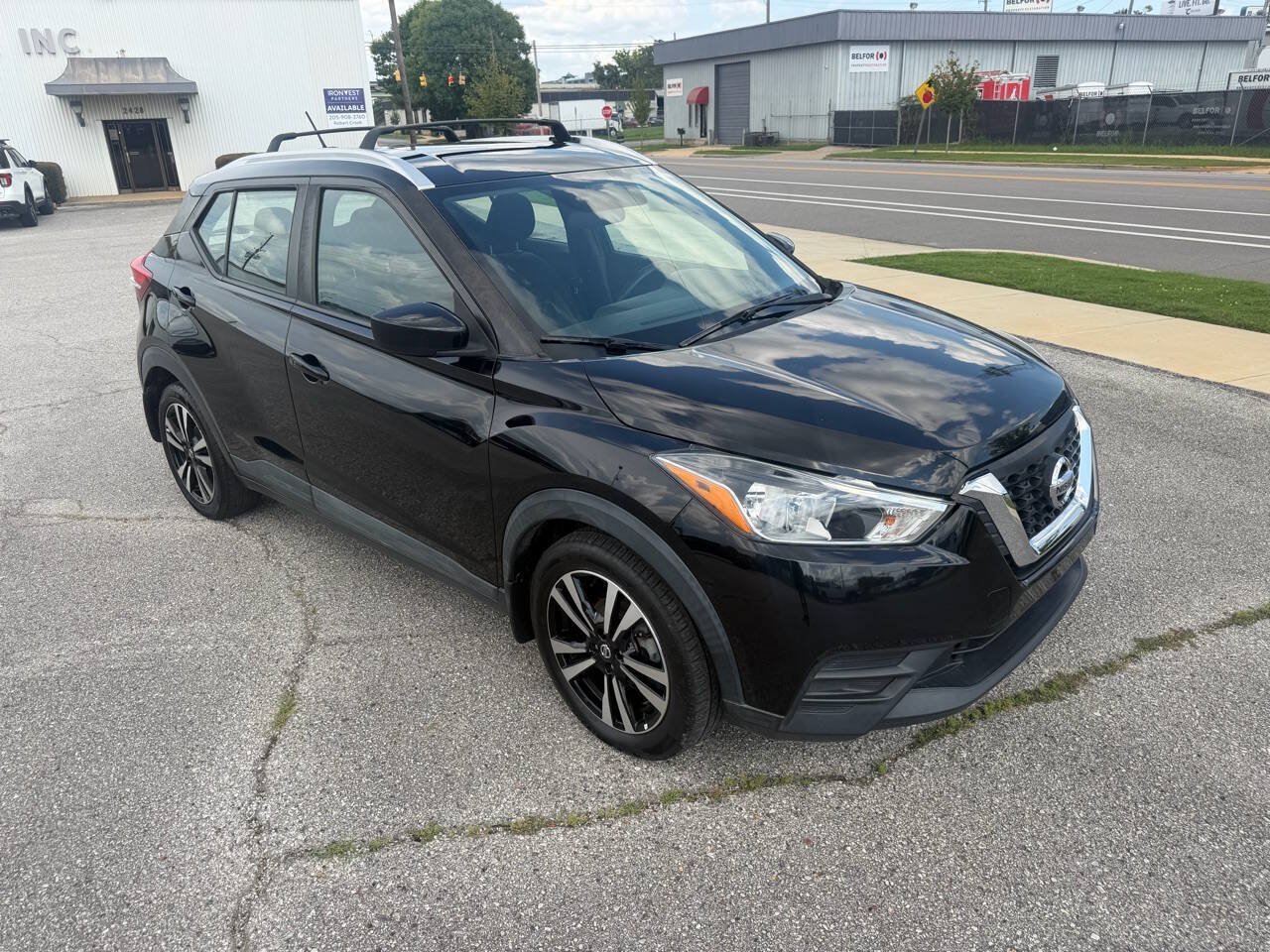 Used 2018 Nissan Kicks SV FWD image 5