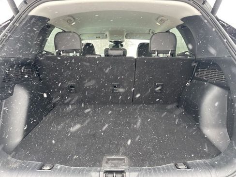 Used 2021 Ford Escape Titanium image 12