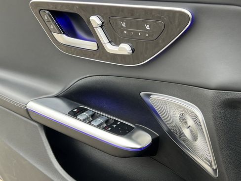 Used 2024 Mercedes-Benz C 63 AMG S image 31