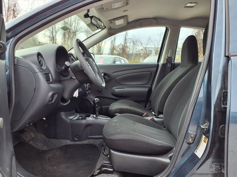 Used 2015 Nissan Versa S image 19