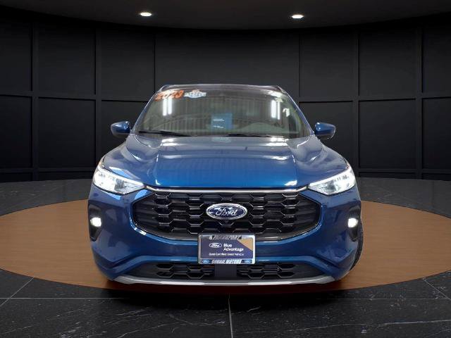 Certified 2023 Ford Escape ST-Line Select w/ Tech Pack #2 AWD/4WD image 2