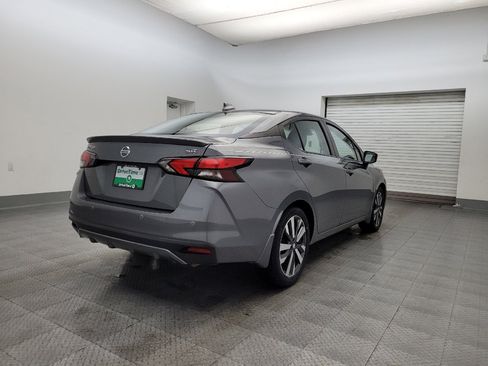 Used 2021 Nissan Versa SR w/ Convenience Package image 9