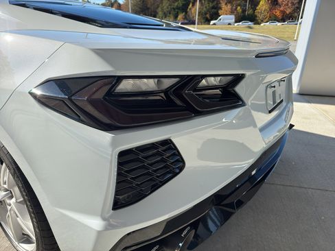 Used 2022 Chevrolet Corvette Stingray Coupe w/ 1LT image 8