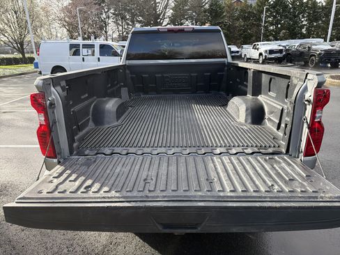 Used 2025 Chevrolet Silverado 2500 LT w/ Safety Package image 31