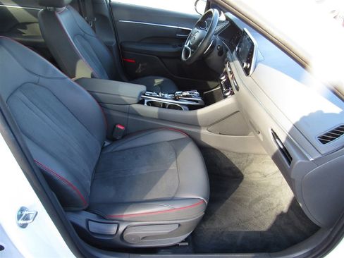 Used 2020 Hyundai Sonata SEL Plus image 18