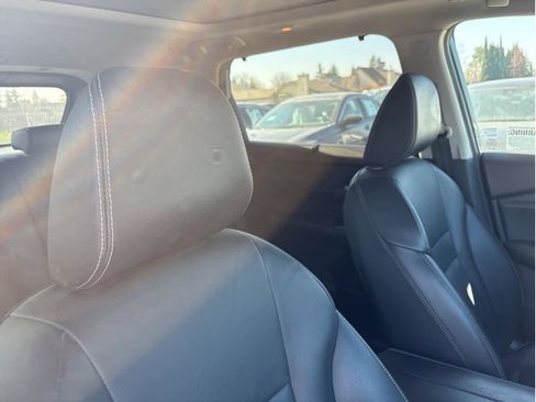 Certified 2023 Nissan Rogue SL w/ SL Premium Package image 9