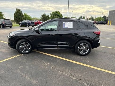 Used 2023 Ford Escape ST-Line w/ Tech Pack #1 AWD/4WD image 18