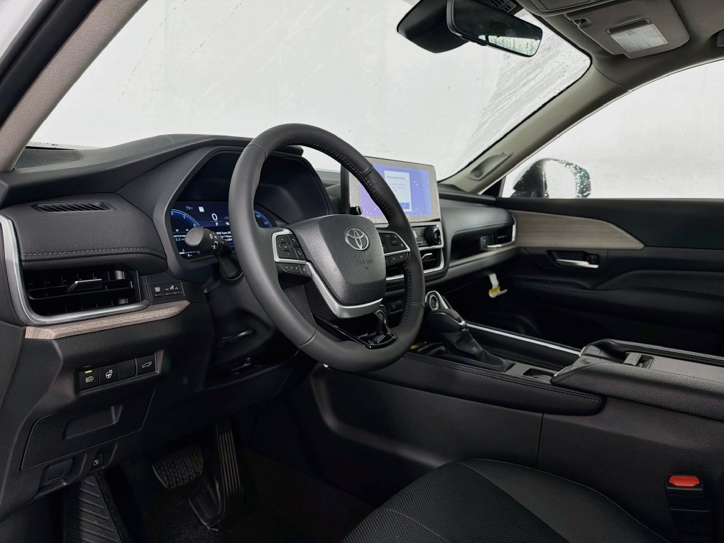 New 2026 Toyota Grand Highlander AWD image 13